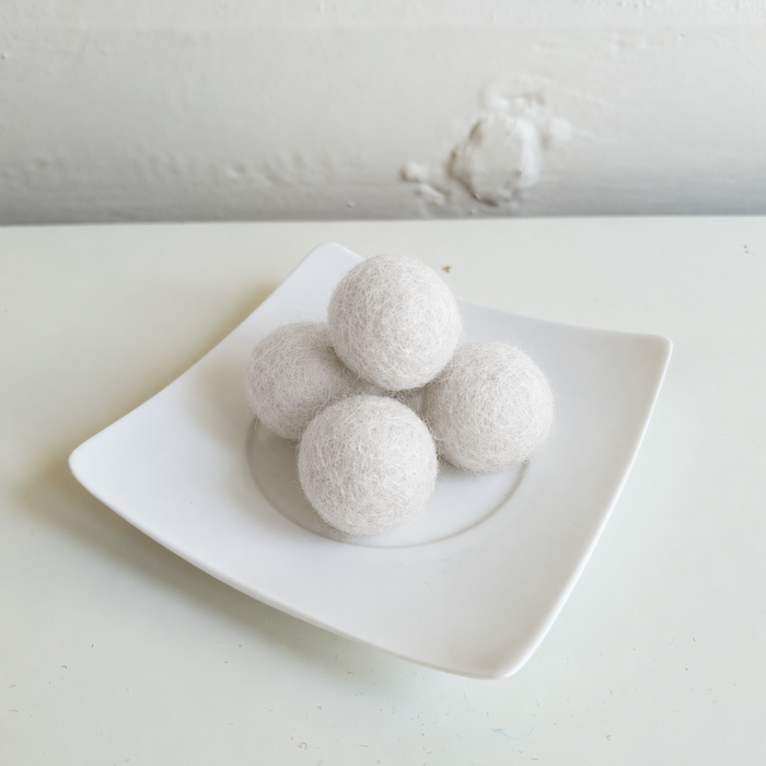100% Wool Felt Balls 2cm (3/4") - Snow White COMING SOON