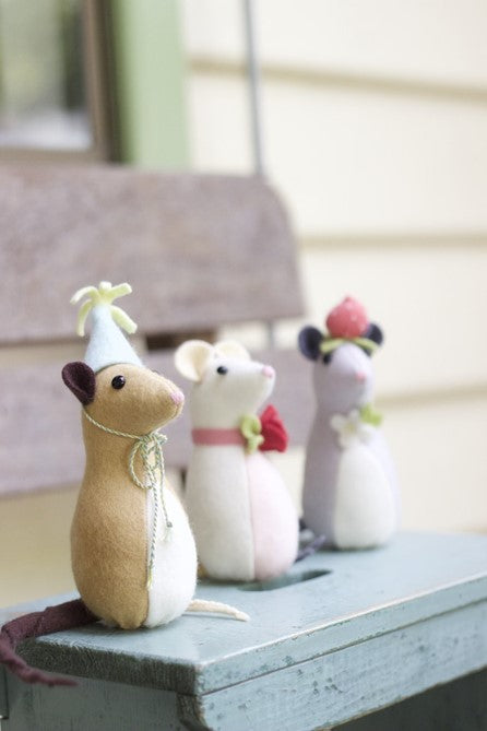 DIY Craft - Pickle Mouse