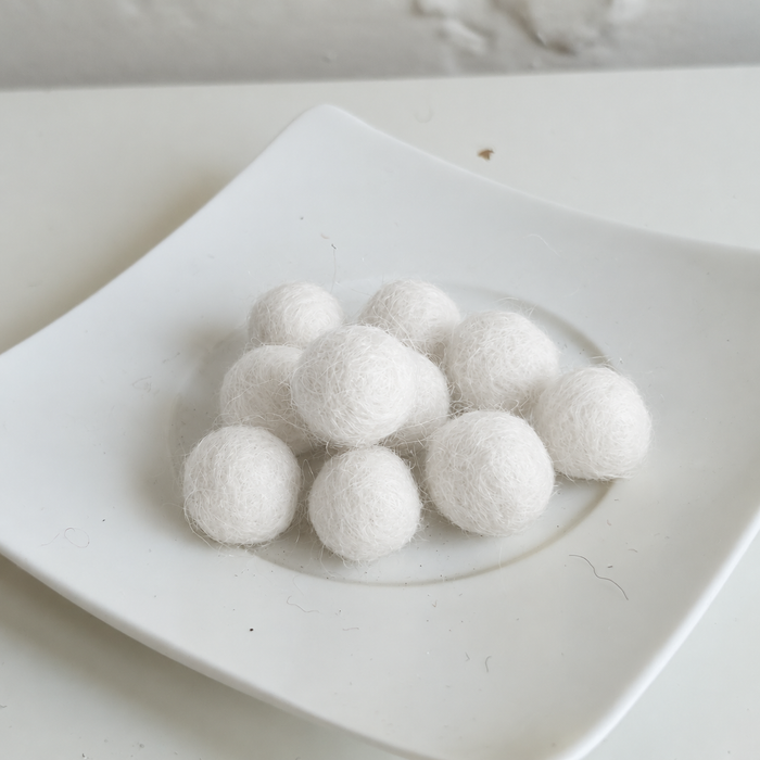 100% Wool Felt Balls 1cm (3/8") - Snow White COMING SOON