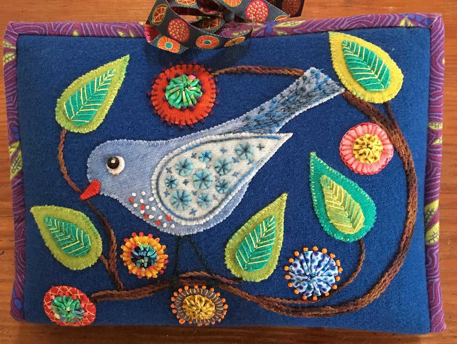 Wendy Williams Flying Fish Kits Dragonfly/ Bird Woolly Zip It Bag Hard Copy Pattern