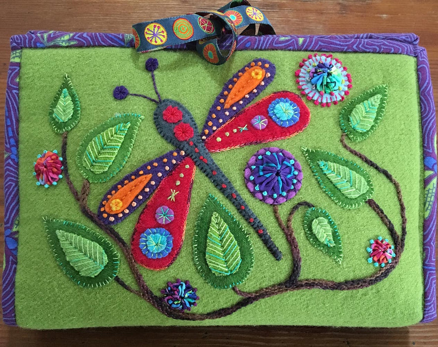 DIY Craft - Wendy Williams Dragonfly Woolly Zip it Bag