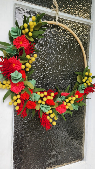 DIY Craft - My Felt Lady Australian Flora Blossoms Wreath
