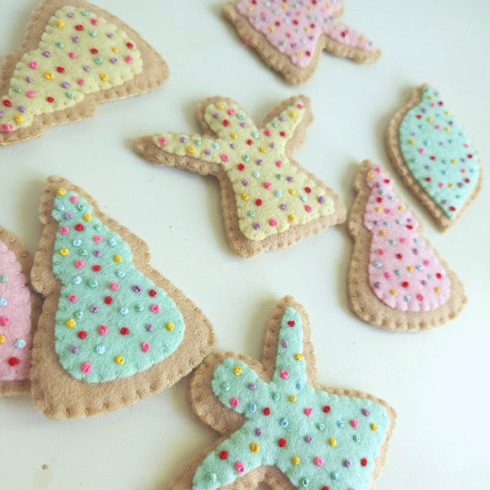 Free PDF Pattern - Felt Christmas Cookies