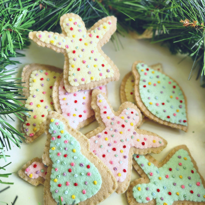 Free PDF Pattern - Felt Christmas Cookies