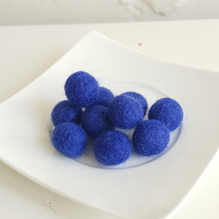 100% Wool Felt Balls 1cm (3/8") - Royal Blue