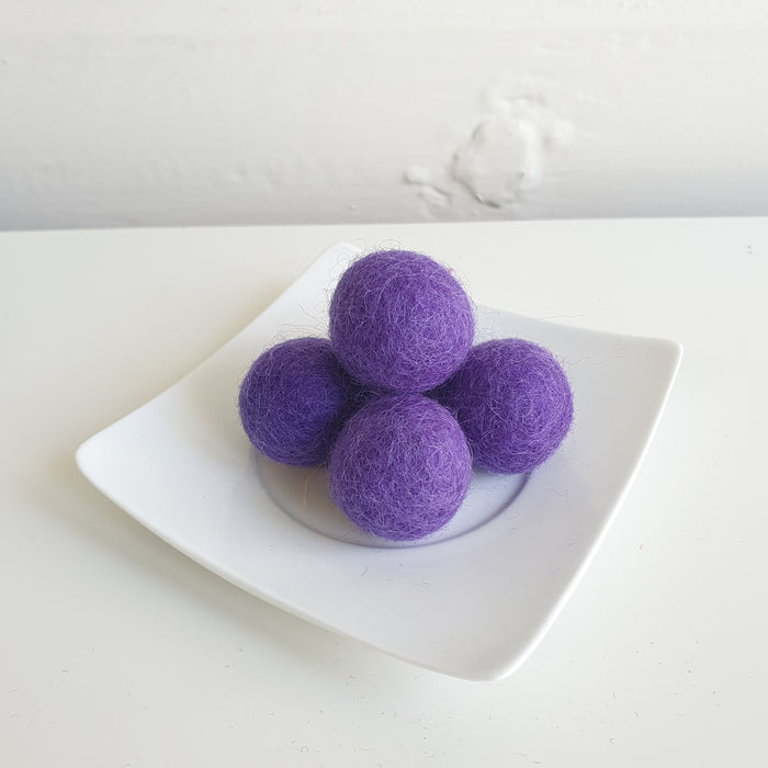 100% Wool Felt Balls 2cm (3/4") - Dark Violet