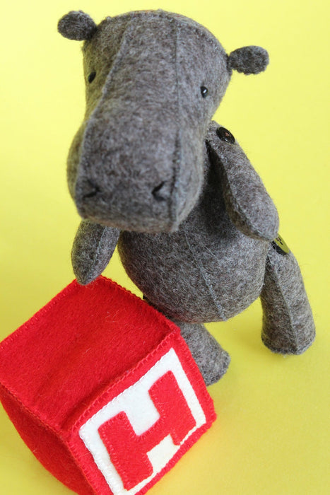 DIY Craft - Ric Rac H is for Hippo